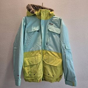 Women's Two-Tone Ski & Snow Jacket